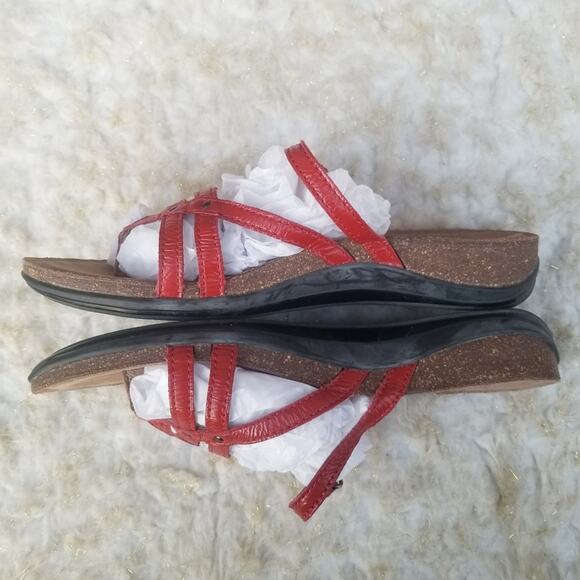 Red Strappy Sandal Dansko Jenelle Size EU 38 US 7.5-8 Patent Leather Wedge Thong - Picture 15 of 16